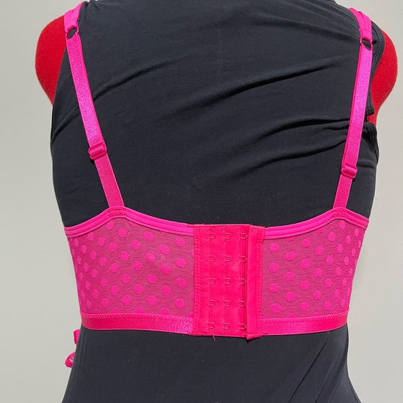 Torrid Size 0 Matching Bra and Thong in Hot Pink - Picture 3 of 3